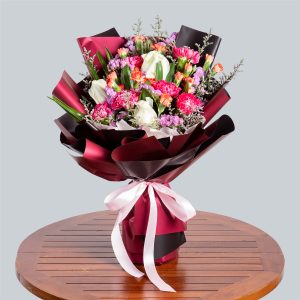 Mother’s Hug Gorgeous Carnation Bouquets in Singapore โ Mother's Hug - Prince Flower Shop