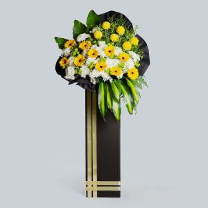 Lenity Wreath Leading Funeral Wreath Delivery in Singapore โ Lenity Wreath โ Prince Flower Shop