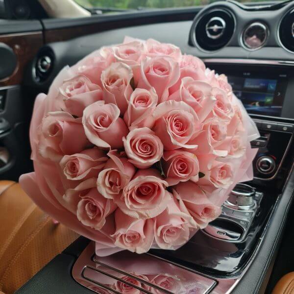 Blushing Pink Roses Bouquet