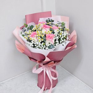 Glacial Heart Bouquet - Roses Bouquet