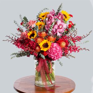 Top Table Flower Arrangement Delivery in Singapore - Rosy Red– Prince Flower Shop