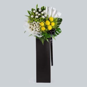 Order Best-quality Funeral Wreath in Singapore – Condolement Funeral Wreath Flowers– Prince Flower Shop