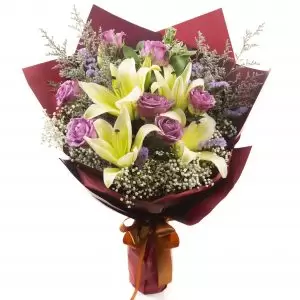 Nice Congratulatory Flower Bouquet – You Made It! - Prince Flower Shop