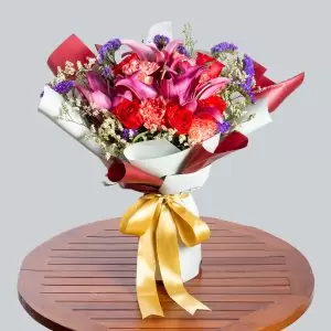 Dazzling Carnation Bouquets in Singapore – Mother's Beauty- Prince Flower Shop