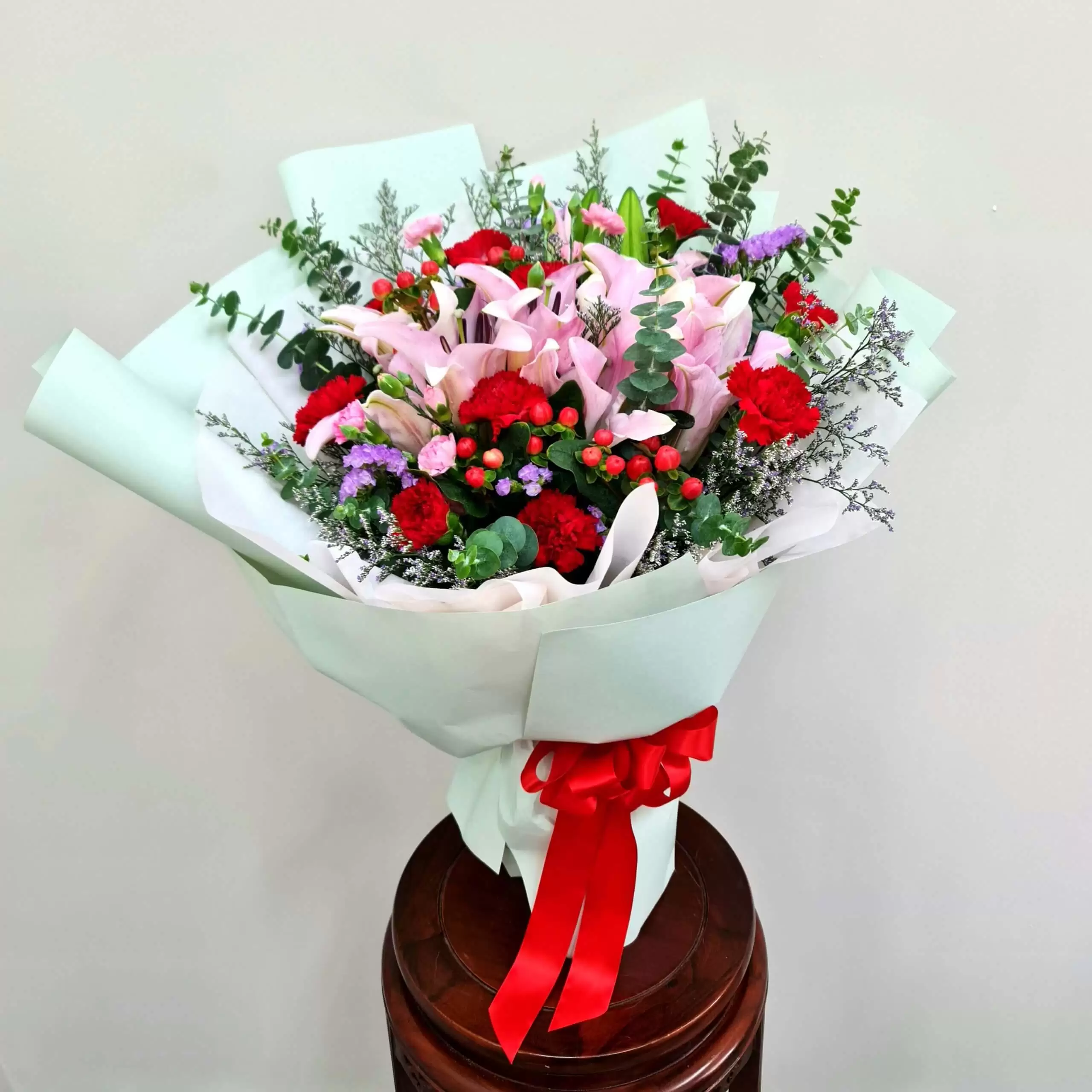Flower Power: Creating a Vibrant Atmosphere for Your Shop’s Inauguration
