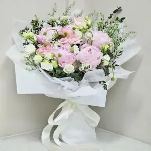 Sweetest Desire - Flower Bouquet - Prince's Flower Shop