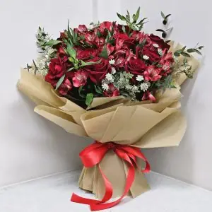 Red Sweetheart Rose Bouquet